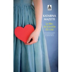 LE MEC DE LA TOMBE D'A COTE